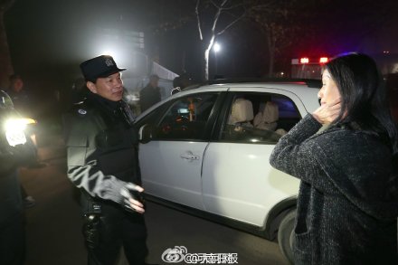 副省长深夜带队荷枪实弹步行巡逻郑东新区CBD